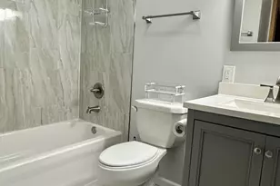 6A Kingery Quarter Rd, Willowbrook, IL 60527 - Photo 7