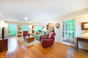 7108 Red Barn Rd, Crystal Lake, IL 60012 - Photo 21