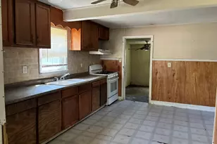 605 Garver Ave, Rockford, IL 61102 - Photo 5