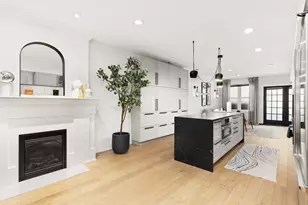 2124 N Sedgwick St, Chicago, IL 60614 - Photo 17
