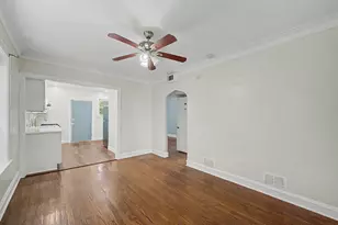 10724 S Ave C, Chicago, IL 60617 - Photo 9