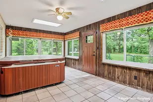 4121 Miller Oaks Dr, McHenry, IL 60051 - Photo 15