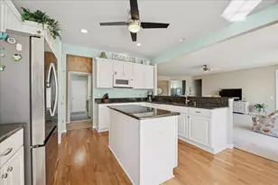 12224 Arlington Dr, Huntley, IL 60142 - Photo 9