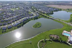 1065 Port Royal Rd, Pingree Grove, IL 60140 - Photo 35