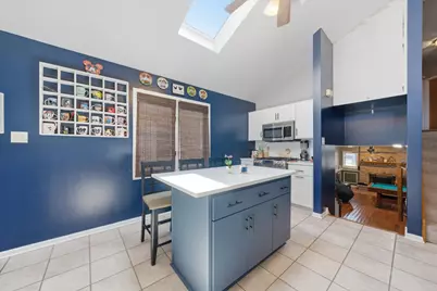 7027 W 64th Place, Chicago, IL 60638 - Photo 11