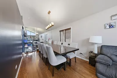 7027 W 64th Place, Chicago, IL 60638 - Photo 7