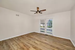 1820 Willow Cir Dr, Crest Hill, IL 60403 - Photo 19