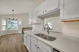 1820 Willow Cir Dr, Crest Hill, IL 60403 - Photo 9