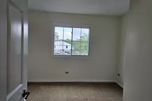 833 Village Quarter Rd, West Dundee, IL 60118 - Photo 17