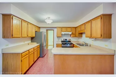 7940 W Tiffany Court, Palos Hills, IL 60465 - Photo 9