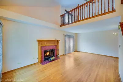 7940 W Tiffany Court, Palos Hills, IL 60465 - Photo 5