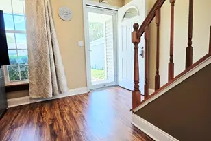 1294 Downing St, Roselle, IL 60172 - Photo 9