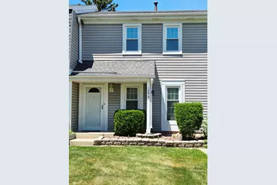 1294 Downing Street, Roselle, IL 60172 - Photo 3