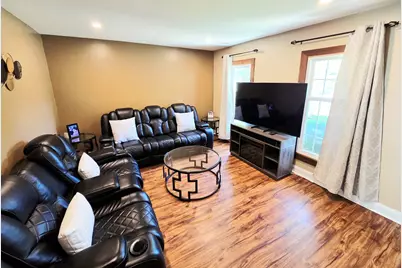 1294 Downing Street, Roselle, IL 60172 - Photo 11