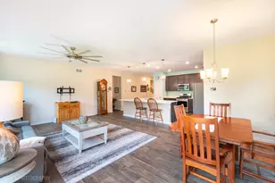 1902 Doolin Ave, McHenry, IL 60050 - Photo 9