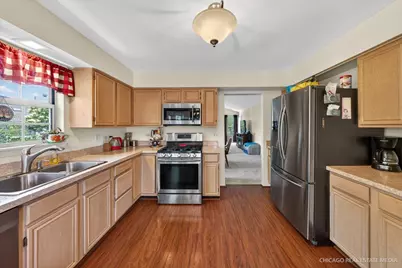 634 Village Road #B, Crystal Lake, IL 60014 - Photo 5
