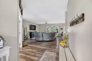 912 Hudson Dr, Joliet, IL 60431 - Photo 3