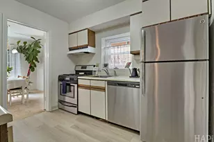 8217 Laramie Ave, Skokie, IL 60077 - Photo 7