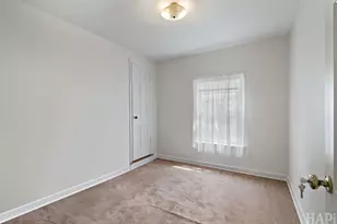 8217 Laramie Ave, Skokie, IL 60077 - Photo 15