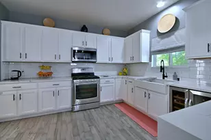 8305 Waterbury Dr, Joliet, IL 60431 - Photo 17