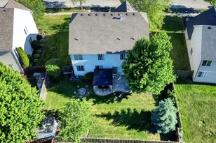 8305 Waterbury Dr, Joliet, IL 60431 - Photo 45