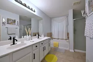 8305 Waterbury Dr, Joliet, IL 60431 - Photo 23