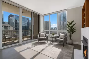 55 E Erie St, Chicago, IL 60611 - Photo 9
