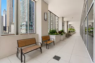 55 E Erie St, Chicago, IL 60611 - Photo 31