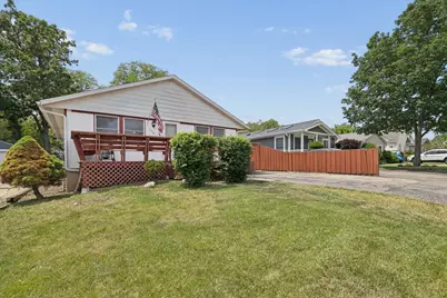 1518 Ridgeway Street, Round Lake Beach, IL 60073 - Photo 1