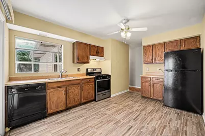 128 Majestic Drive, Lombard, IL 60148 - Photo 9