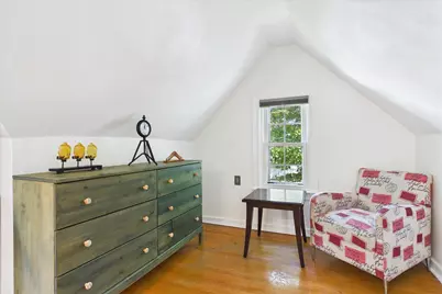 [Address not provided], Park Ridge, IL 60068 - Photo 15