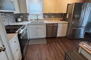 4009 W 105th St, Oak Lawn, IL 60453 - Photo 9