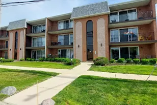 4009 W 105th St, Oak Lawn, IL 60453 - Photo 1