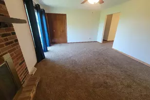 210 Brockett St, Enfield, IL 62835 - Photo 25