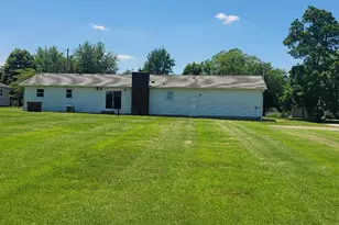 210 Brockett St, Enfield, IL 62835 - Photo 43