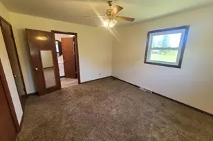 210 Brockett St, Enfield, IL 62835 - Photo 29
