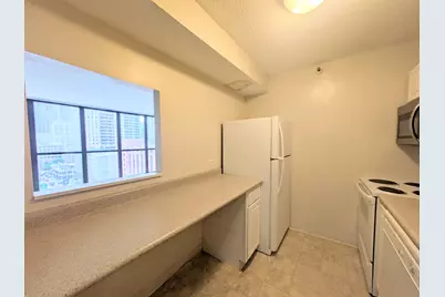 10 E Ontario Street #1105, Chicago, IL 60611 - Photo 7