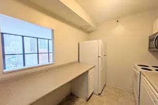 10 E Ontario St, Chicago, IL 60611 - Photo 7