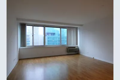 211 E Ohio Street #2719, Chicago, IL 60611 - Photo 5