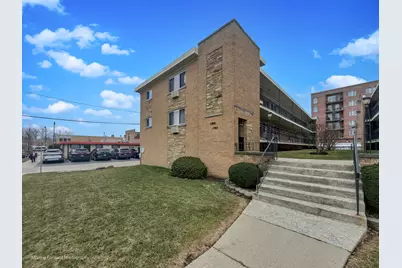 1509 Brown Street #11E, Des Plaines, IL 60016 - Photo 1