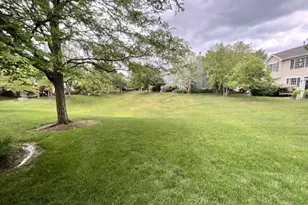 5454 Elizabeth Pl, Rolling Meadows, IL 60008 - Photo 21