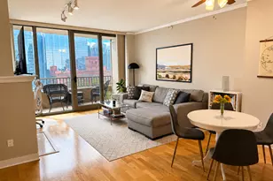 200 N Jefferson St, Chicago, IL 60661 - Photo 3