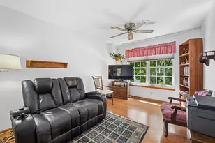169 Crescent Ln, Schaumburg, IL 60193 - Photo 15