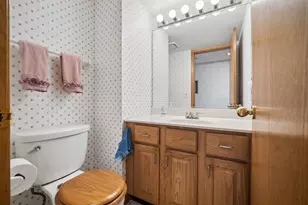 169 Crescent Ln, Schaumburg, IL 60193 - Photo 11