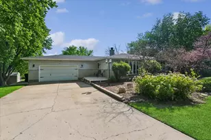 24908 W Hemphill Dr, Elwood, IL 60421 - Photo 1