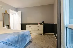 3130 Scenicwood Ln, Woodridge, IL 60517 - Photo 23