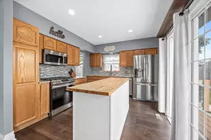 230 Plymouth Ln, Bolingbrook, IL 60440 - Photo 13