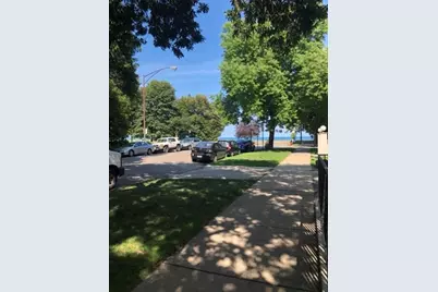 1101 W Pratt Boulevard #1R, Chicago, IL 60626 - Photo 3