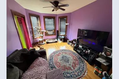 4136 W Cornelia Avenue, Chicago, IL 60641 - Photo 9