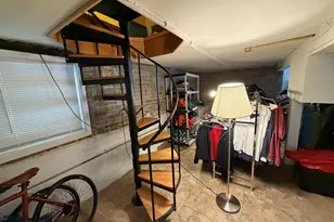 4136 W Cornelia Ave, Chicago, IL 60641 - Photo 7